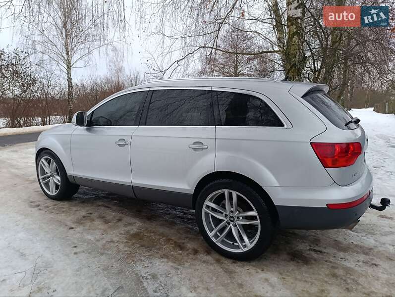 Позашляховик / Кросовер Audi Q7 2006 в Ковелі