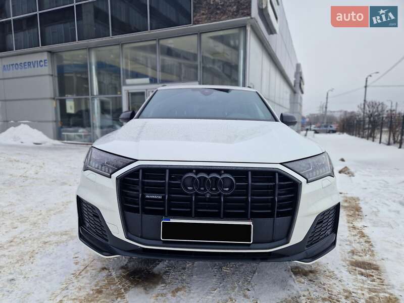 Внедорожник / Кроссовер Audi Q7 2023 в Харькове