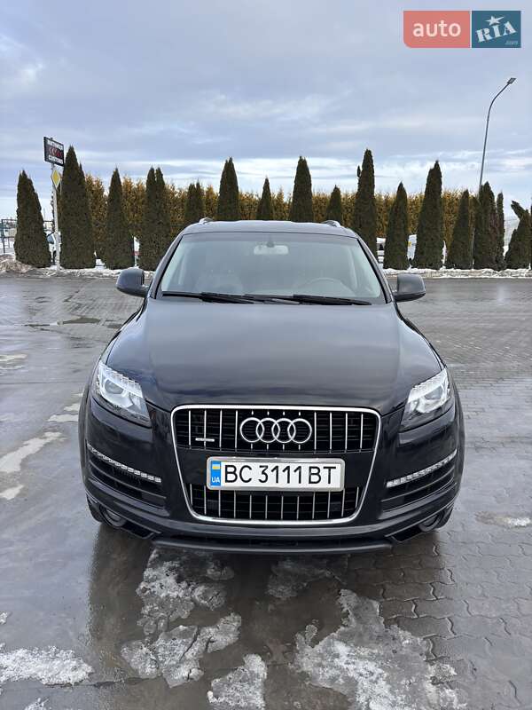Позашляховик / Кросовер Audi Q7 2015 в Львові