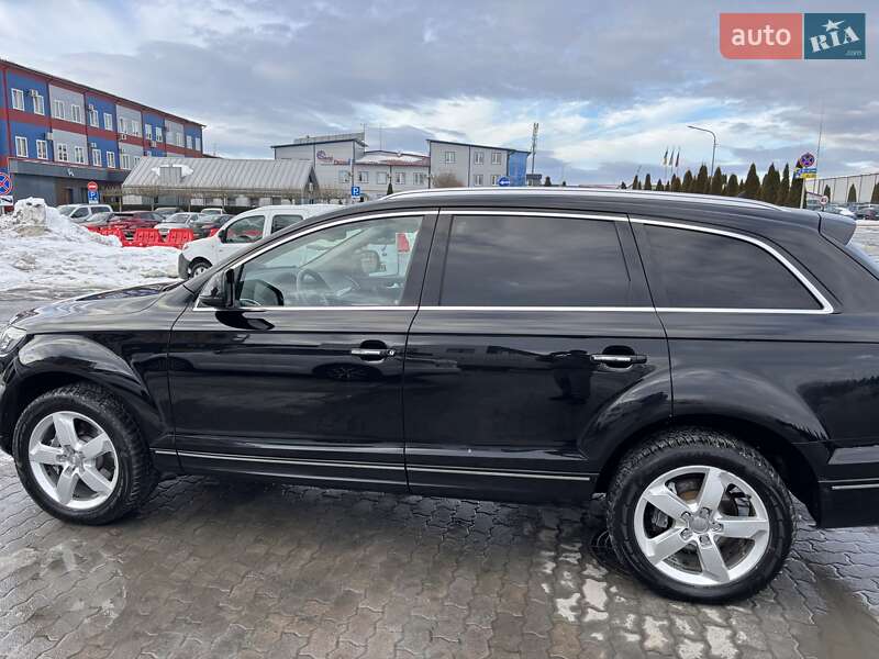 Позашляховик / Кросовер Audi Q7 2015 в Львові