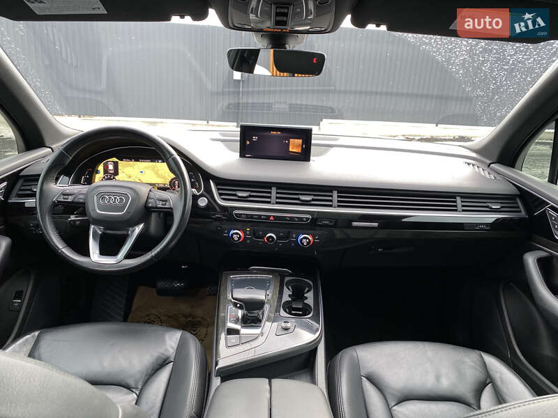 Внедорожник / Кроссовер Audi Q7 2016 в Луцке