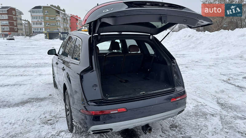 Внедорожник / Кроссовер Audi Q7 2017 в Киеве