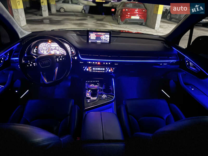 Внедорожник / Кроссовер Audi Q7 2017 в Львове фото 46 Внедорожник / Кроссовер Audi Q7 2017 в Львове