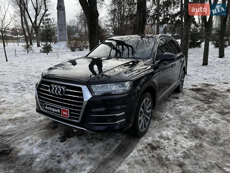 2017 Audi Q7 Premium, VIN WA1LHAF72JD005642:plate — фото 1 (autoria)