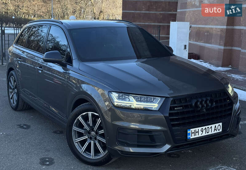 Внедорожник / Кроссовер Audi Q7 2019 в Одессе фото 5 Внедорожник / Кроссовер Audi Q7 2019 в Одессе