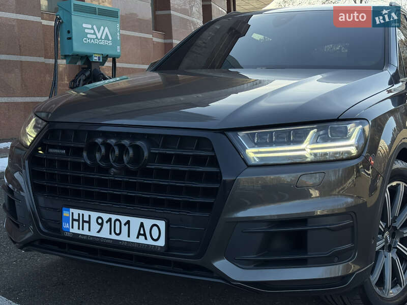 Внедорожник / Кроссовер Audi Q7 2019 в Одессе фото 31 Внедорожник / Кроссовер Audi Q7 2019 в Одессе