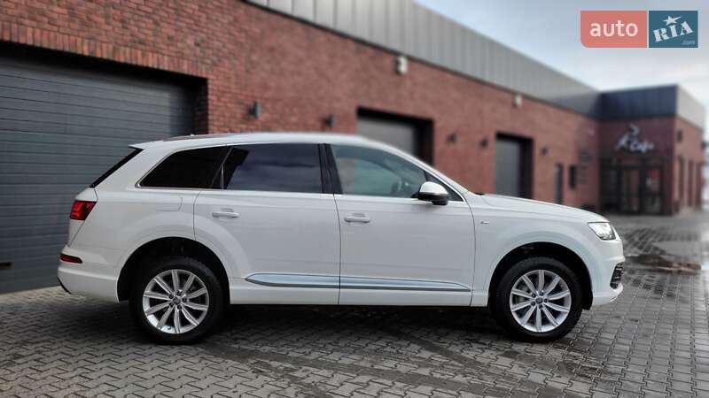 Позашляховик / Кросовер Audi Q7 2018 в Хмельницькому