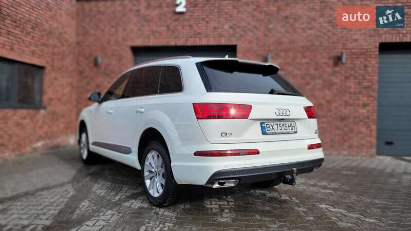 Позашляховик / Кросовер Audi Q7 2018 в Хмельницькому