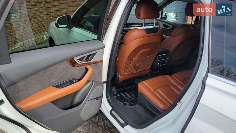 Позашляховик / Кросовер Audi Q7 2018 в Хмельницькому