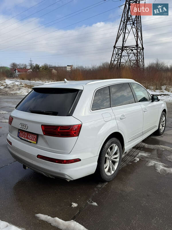 Позашляховик / Кросовер Audi Q7 2019 в Львові