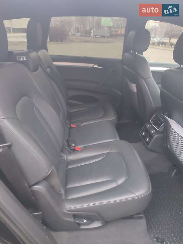Внедорожник / Кроссовер Audi Q7 2014 в Запорожье