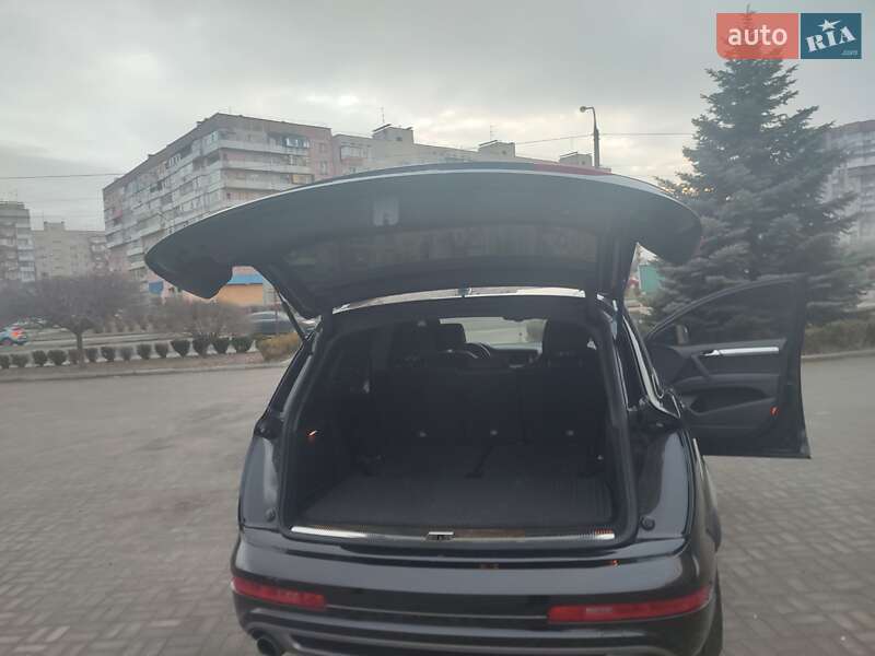 Внедорожник / Кроссовер Audi Q7 2014 в Запорожье