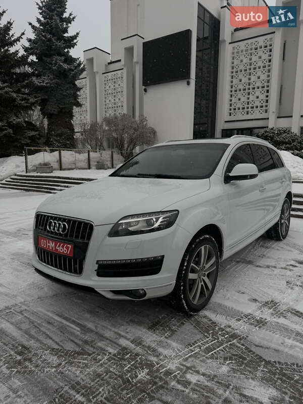 Позашляховик / Кросовер Audi Q7 2013 в Тернополі