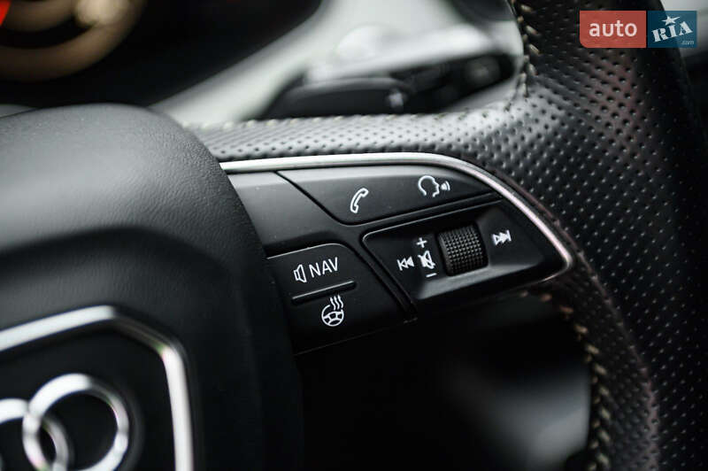 Позашляховик / Кросовер Audi Q7 2015 в Одесі