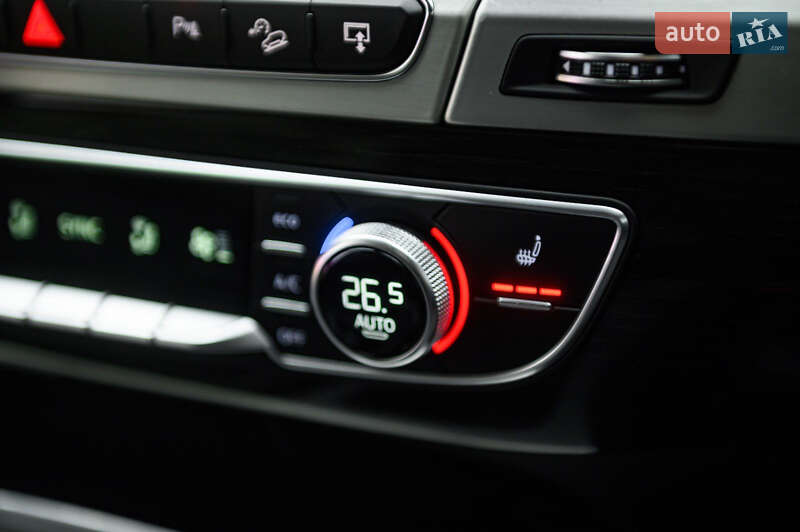 Позашляховик / Кросовер Audi Q7 2015 в Одесі