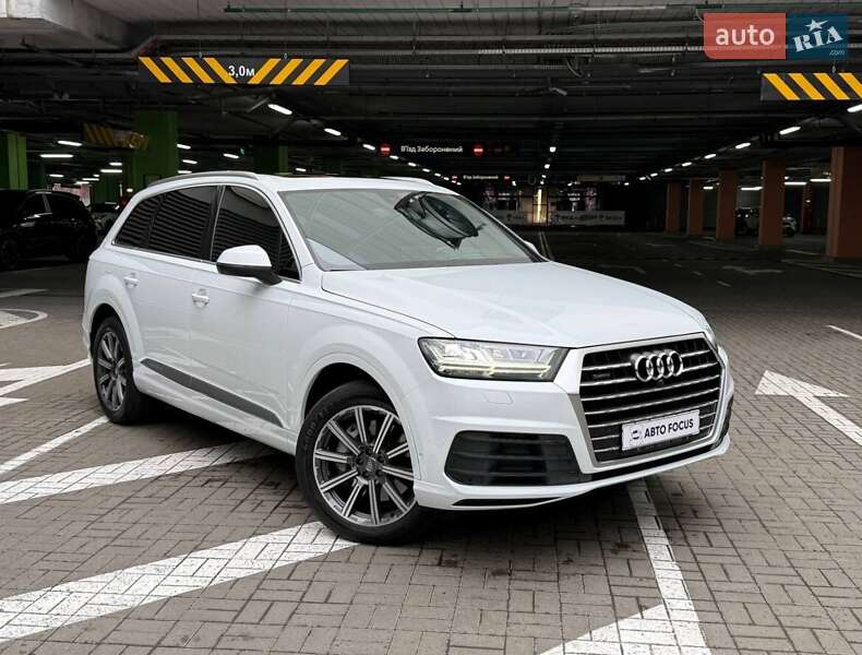 Audi Q7 2016