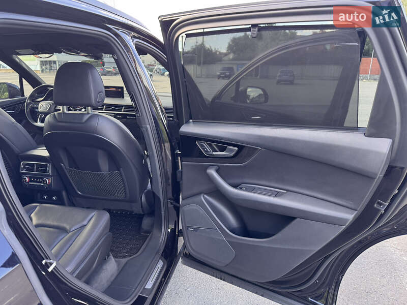 Внедорожник / Кроссовер Audi Q7 2017 в Харькове фото 18 Внедорожник / Кроссовер Audi Q7 2017 в Харькове