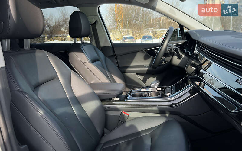 Позашляховик / Кросовер Audi Q7 2022 в Львові