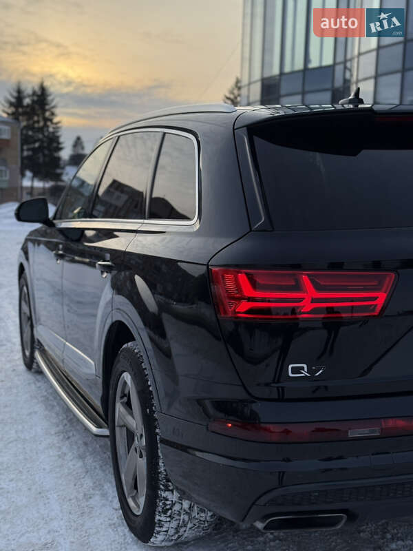 Позашляховик / Кросовер Audi Q7 2017 в Рівному фото 6 Позашляховик / Кросовер Audi Q7 2017 в Рівному
