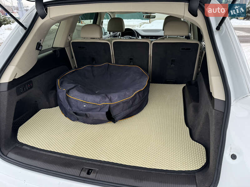 Позашляховик / Кросовер Audi Q7 2016 в Києві фото 15 Позашляховик / Кросовер Audi Q7 2016 в Києві