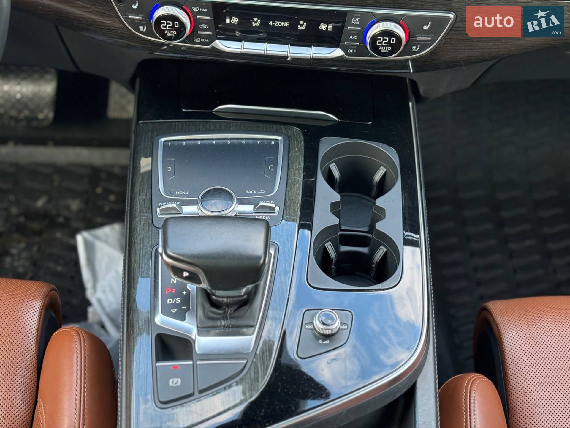2017 Audi Q7 - мініатюра 20