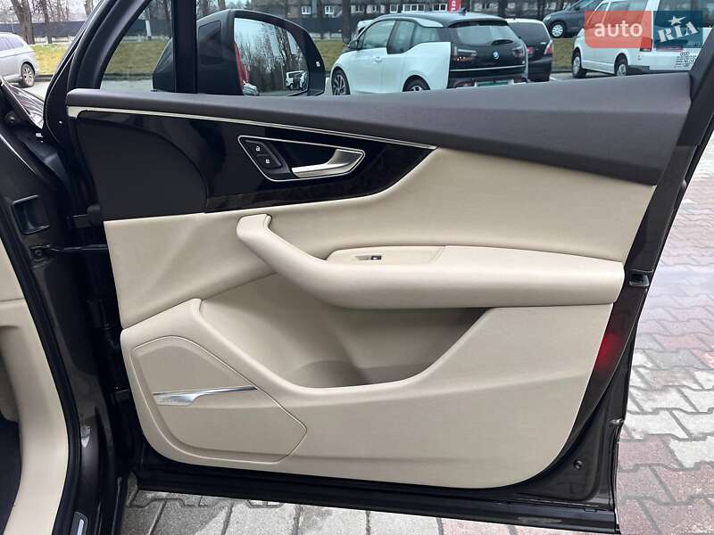 Позашляховик / Кросовер Audi Q7 2016 в Житомирі фото 36 Позашляховик / Кросовер Audi Q7 2016 в Житомирі