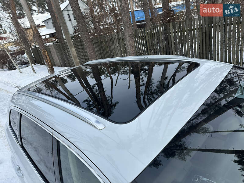 Позашляховик / Кросовер Audi Q7 2012 в Києві