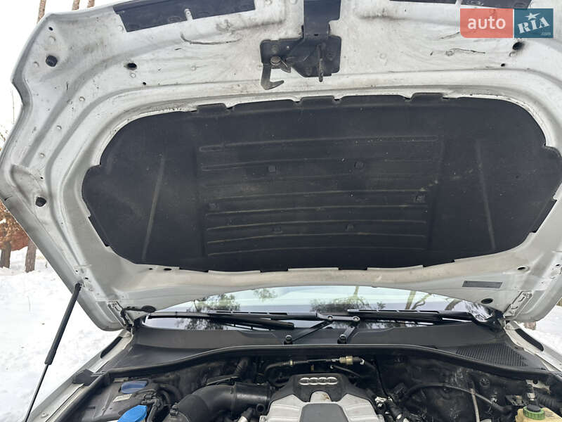 Позашляховик / Кросовер Audi Q7 2012 в Києві