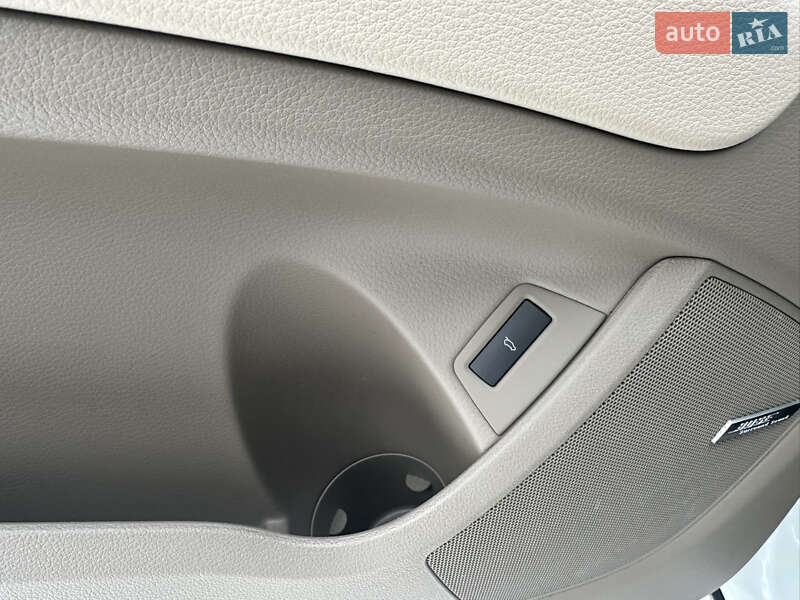 Позашляховик / Кросовер Audi Q7 2012 в Києві