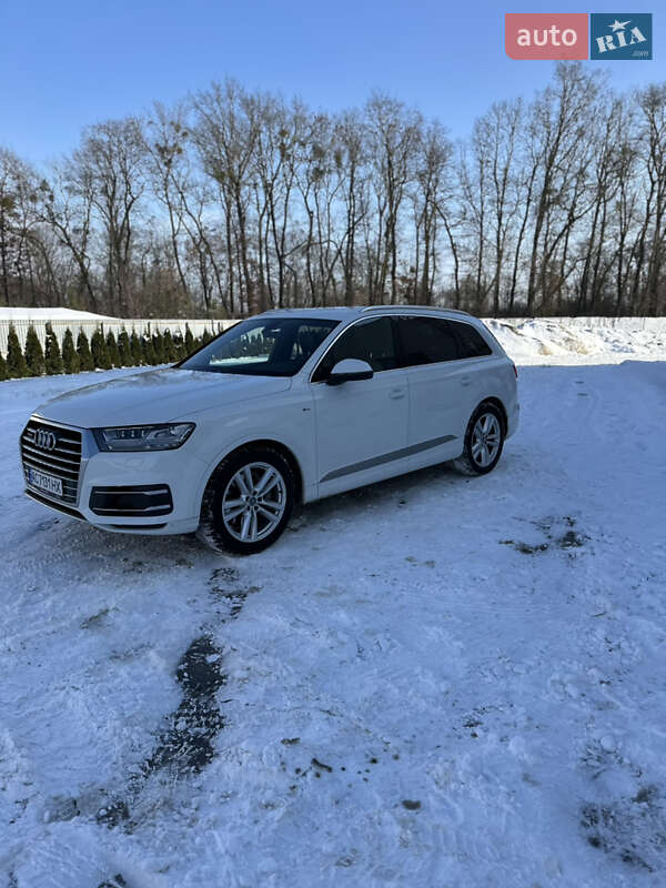 Внедорожник / Кроссовер Audi Q7 2017 в Луцке фото 3 Внедорожник / Кроссовер Audi Q7 2017 в Луцке