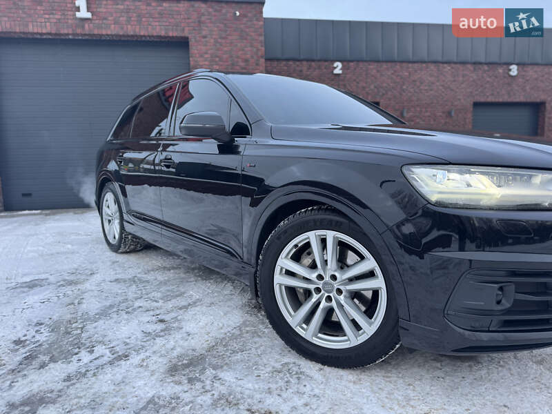 Внедорожник / Кроссовер Audi Q7 2015 в Хмельницком фото 11 Внедорожник / Кроссовер Audi Q7 2015 в Хмельницком