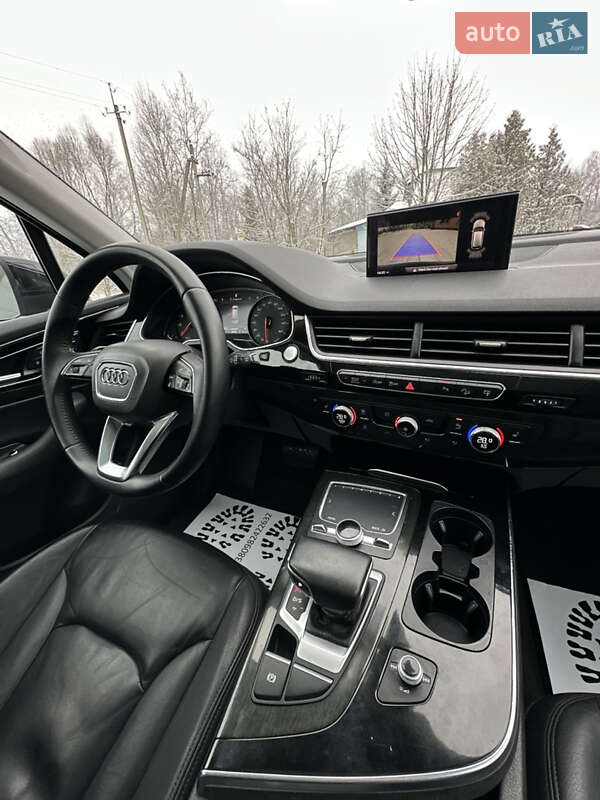 Внедорожник / Кроссовер Audi Q7 2015 в Рожнятове