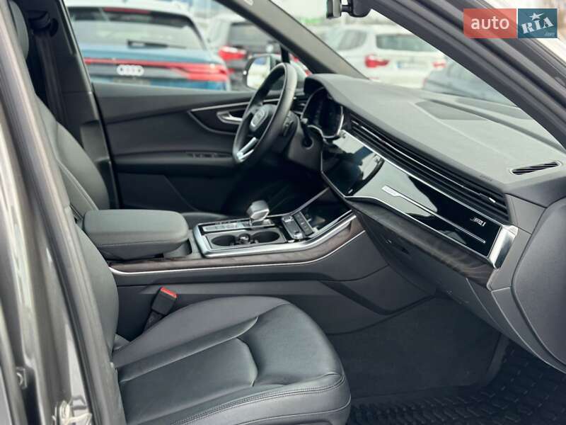 Внедорожник / Кроссовер Audi Q7 2021 в Львове