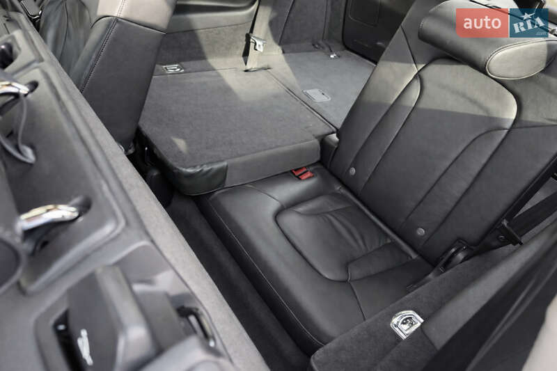 Внедорожник / Кроссовер Audi Q7 2015 в Хусте