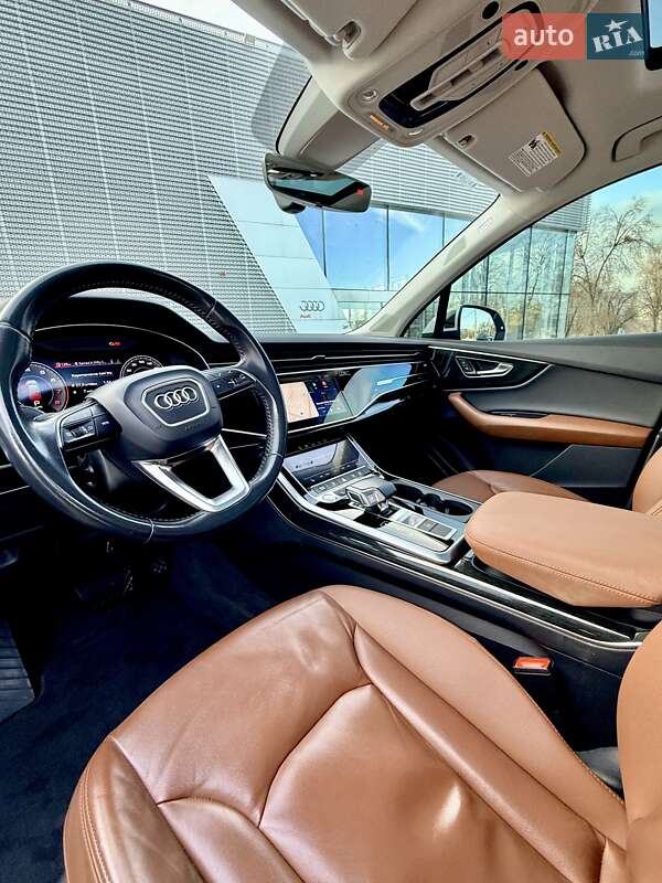 Внедорожник / Кроссовер Audi Q7 2020 в Львове