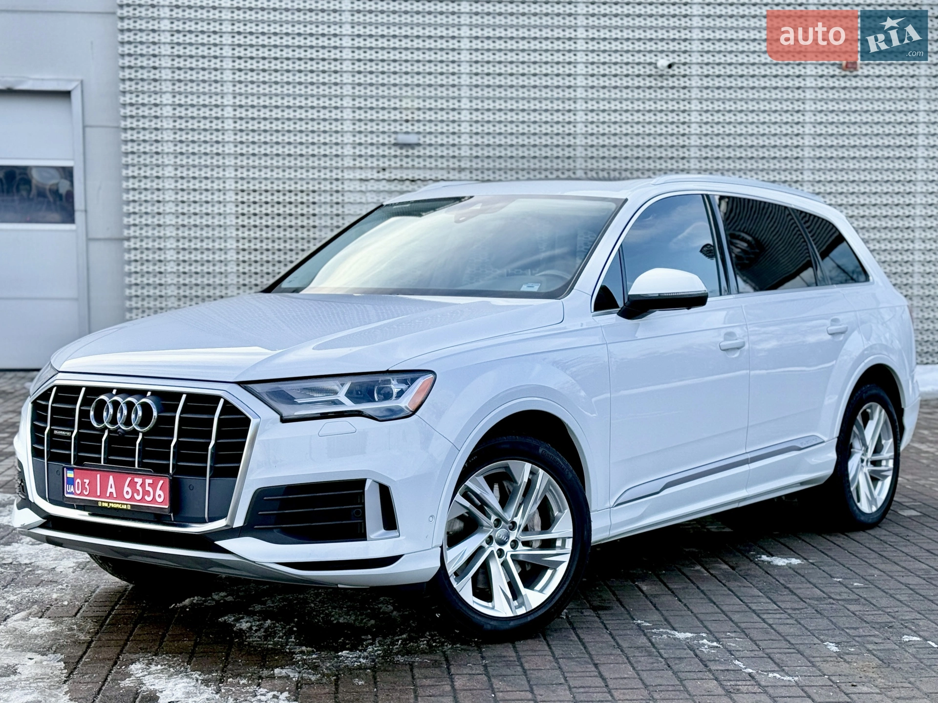 2020 Audi Q7 - фото 1