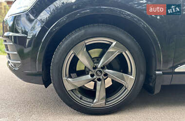 Внедорожник / Кроссовер Audi Q7 2016 в Житомире