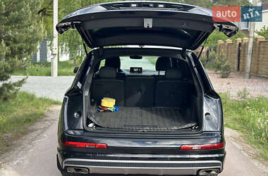 Внедорожник / Кроссовер Audi Q7 2016 в Житомире