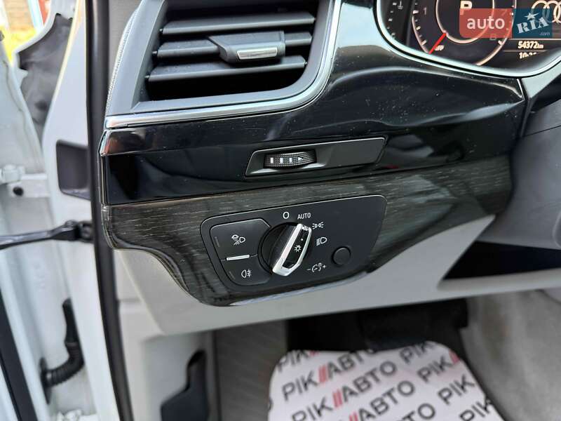 Позашляховик / Кросовер Audi Q7 2018 в Львові