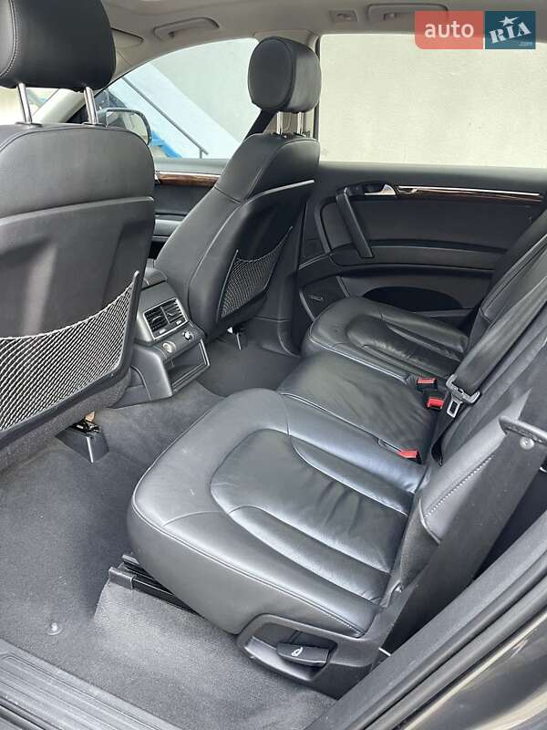 Внедорожник / Кроссовер Audi Q7 2010 в Ивано-Франковске фото 6 Внедорожник / Кроссовер Audi Q7 2010 в Ивано-Франковске