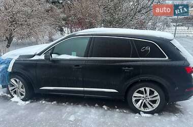 Внедорожник / Кроссовер Audi Q7 2020 в Киеве