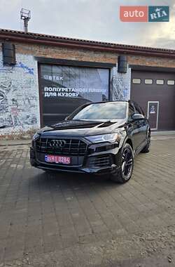 Внедорожник / Кроссовер Audi Q7 2020 в Луцке
