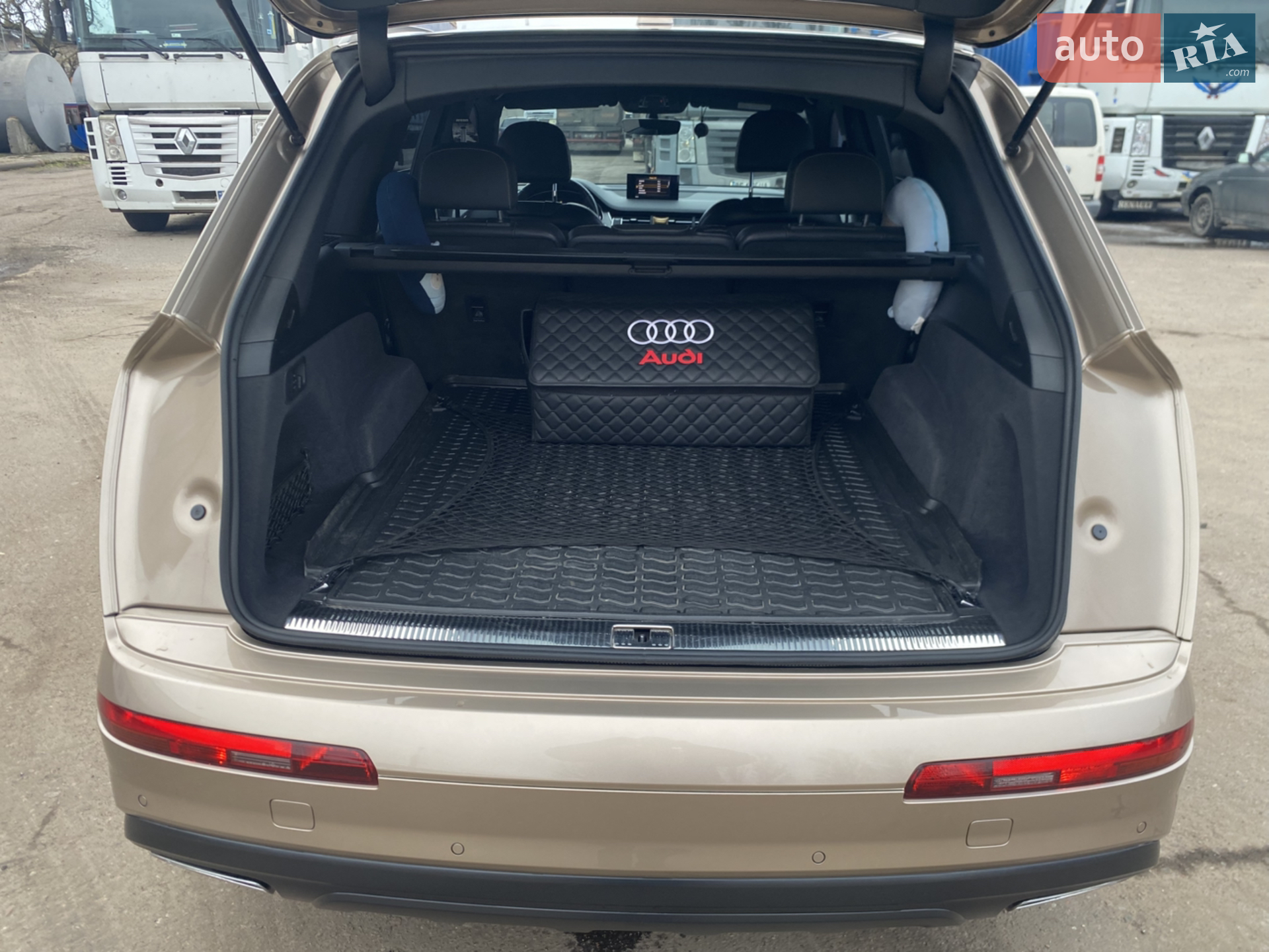 2018 Audi Q7 - мініатюра 13