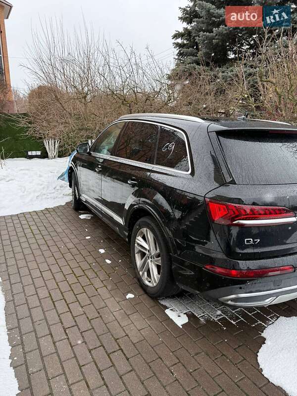 Внедорожник / Кроссовер Audi Q7 2020 в Киеве фото 2 Внедорожник / Кроссовер Audi Q7 2020 в Киеве