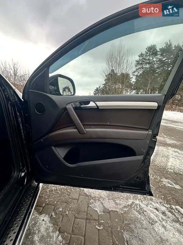 Внедорожник / Кроссовер Audi Q7 2014 в Житомире