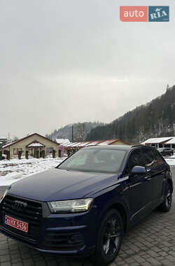 Позашляховик / Кросовер Audi Q7 2018 в Міжгір'ї