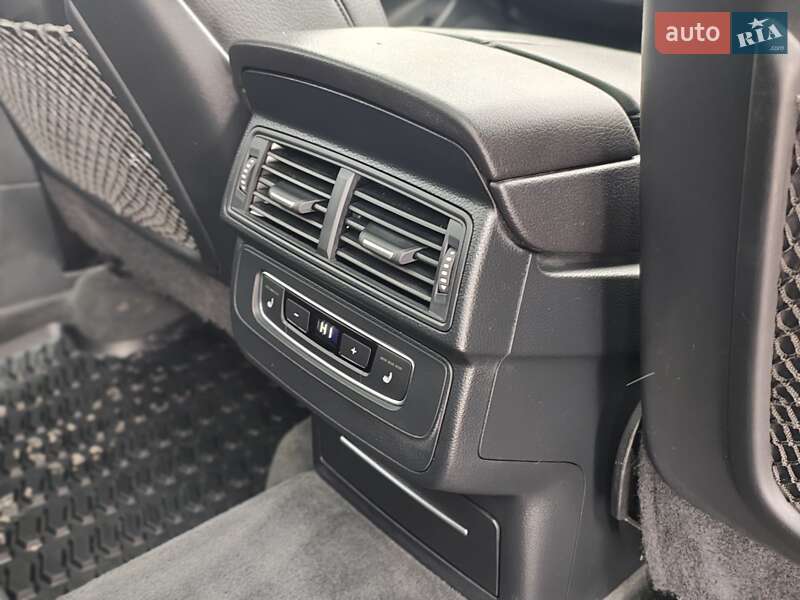 Внедорожник / Кроссовер Audi Q7 2017 в Ровно