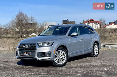 Позашляховик / Кросовер Audi Q7 2015 в Львові