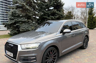 Позашляховик / Кросовер Audi Q7 2015 в Одесі