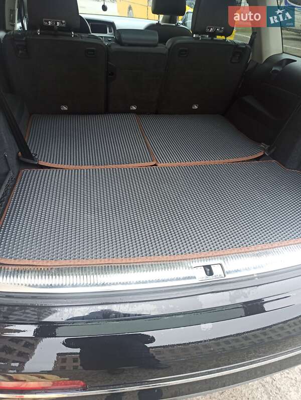 Позашляховик / Кросовер Audi Q7 2014 в Тернополі